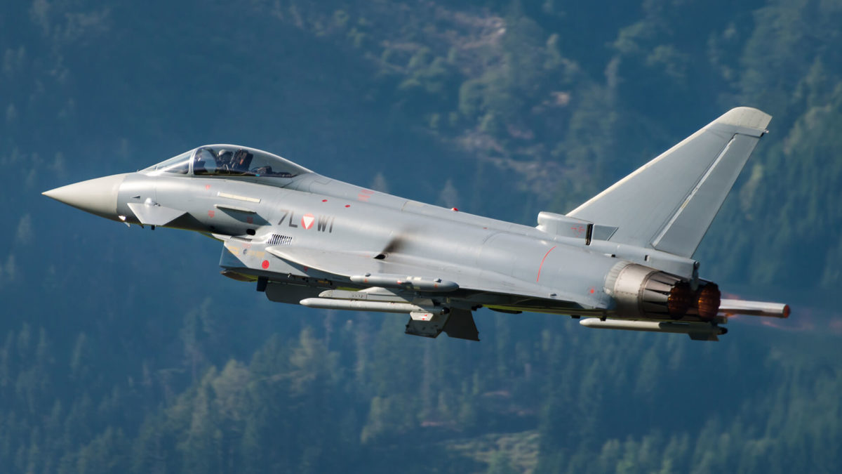 Njemački Eurofighteri presreli ruski izviđački vojni avion