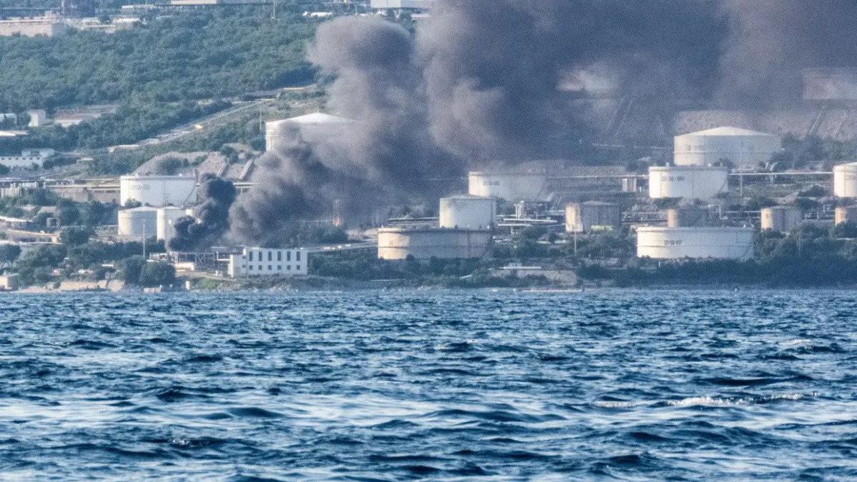 Požar u Rafineriji nafte Rijeka