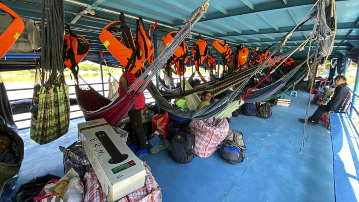 Okončana talačka kriza: Domoroci oslobodili 150 turista