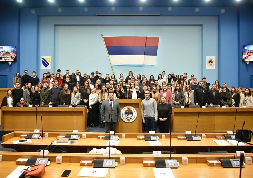 Studenti posjetili Narodnu skupštinu Republike Srpske