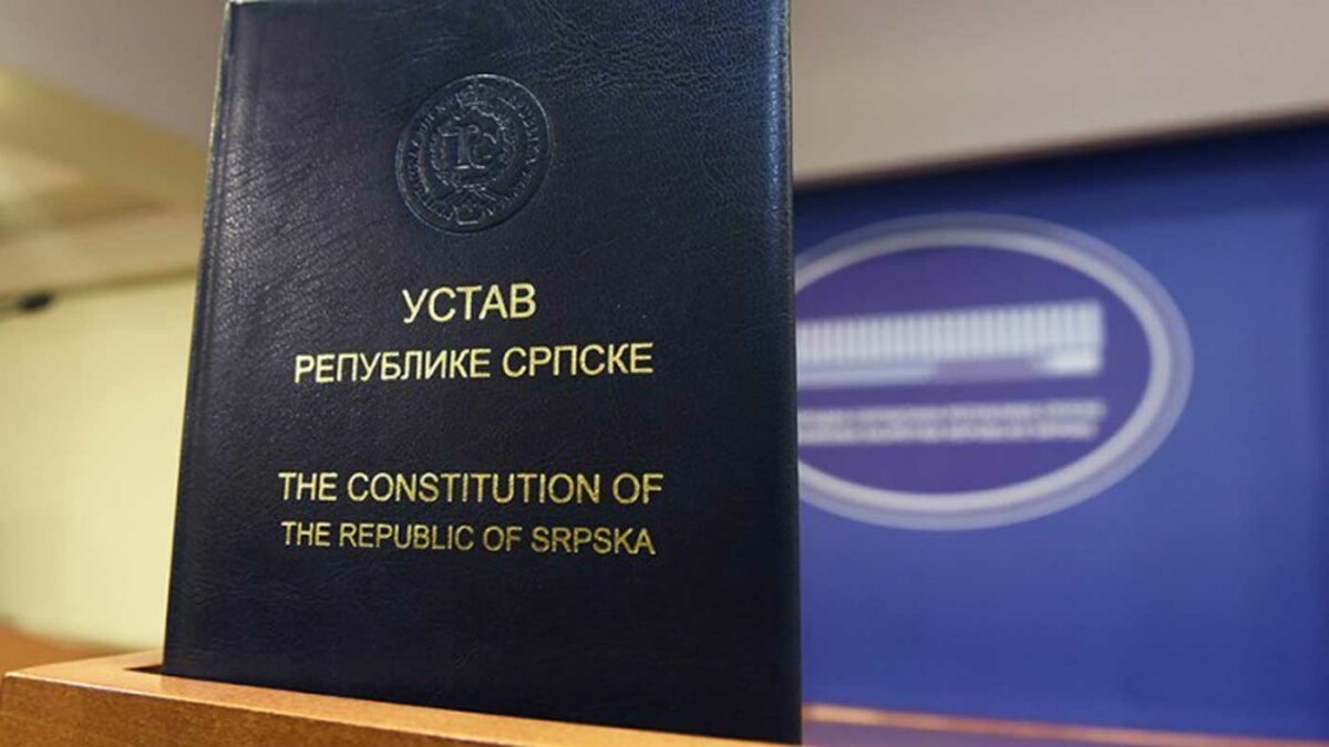 Ponovo aktuelno donošenje novog najvišeg pravnog akta Srpske