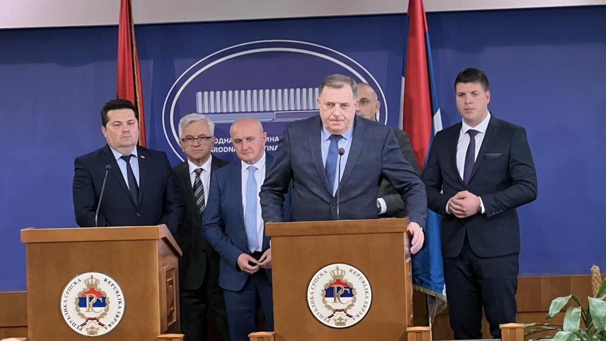 Da li će vladajuća koalicija u Srpskoj u pojedinim opštinama izaći na izbore odvojeno