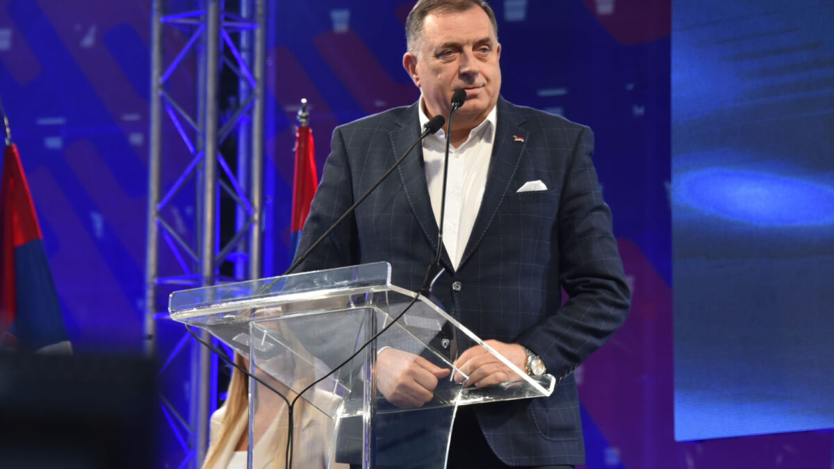 Dodik “pecnuo” Stanivukovića