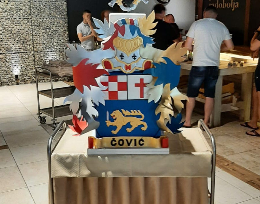 Dodik na proslavi rođendana Dragana Čovića u Mostaru: Zabava uz Halida Bešlića, klapu i zanimljivu tortu