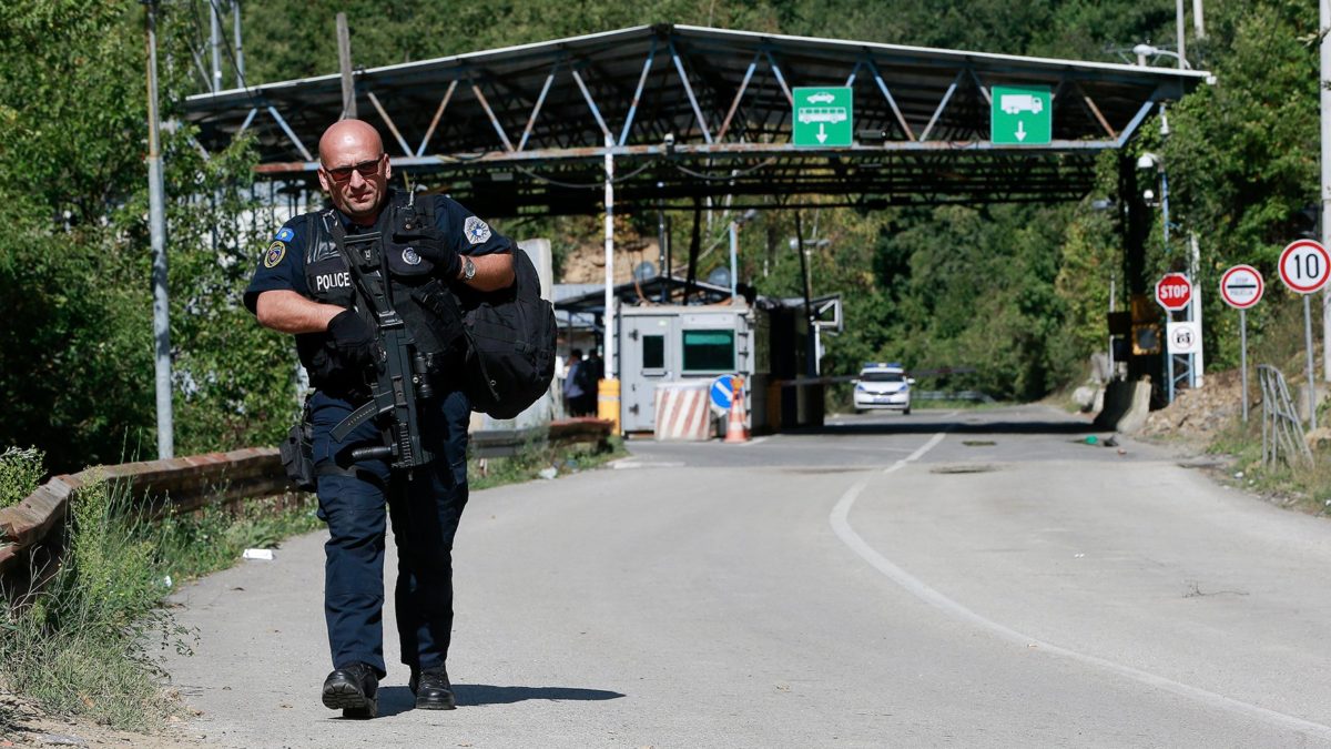 Okončana blokada: Prva vozila prešla preko prelaza Jarinje i Brnjak