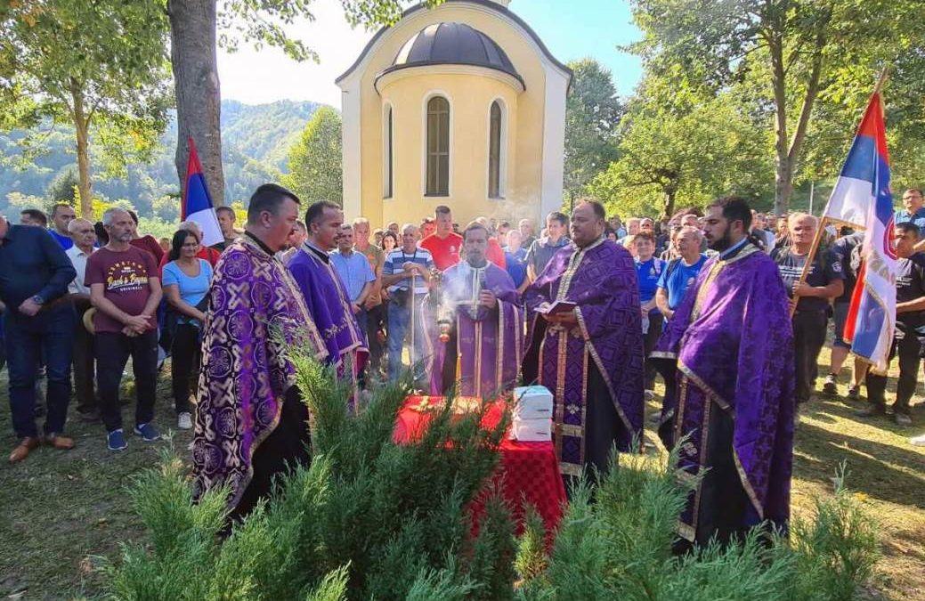 “Alahu ekber” i zastave Islamske države na obilježavanju progona Srba